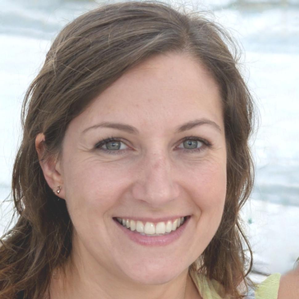 Преподаватель курса Лия Кадзая